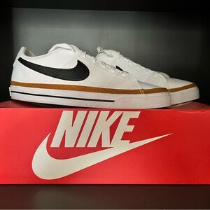 Women’s Nike court legacy next nature shoes